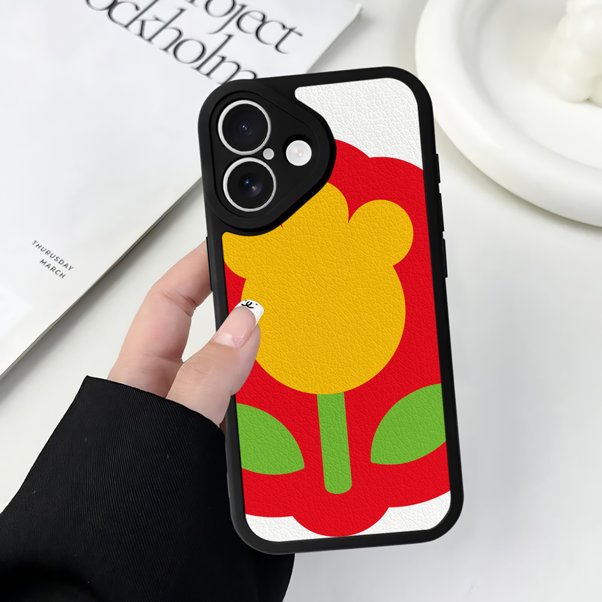 （画像用） Hello Kitty ハローキティ 【iPhone 16シリーズ対応】シリコンスマホケース（レザー調） 材質：シリコン
